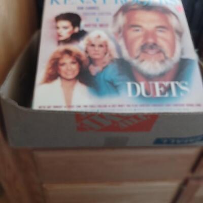 LOT OF RECORD ALBUMS