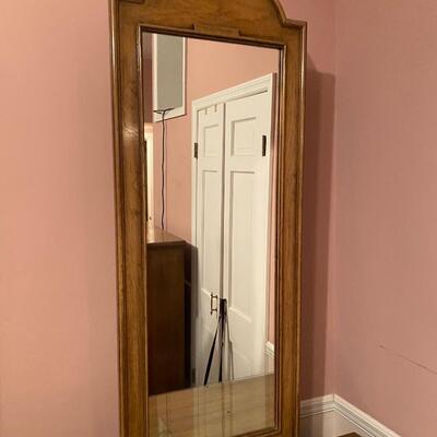 Thomasville Dresser w/ Mirrors