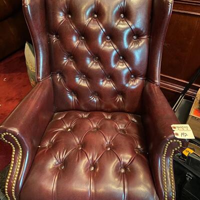 Tufted Faux Leather Office Arm Chair