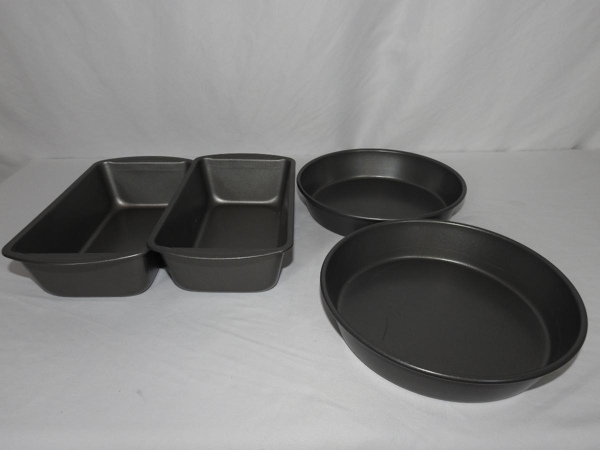 Baking pans
