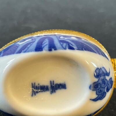 Lot 160. Two Vintage Porcelain Egg Trinket Boxes