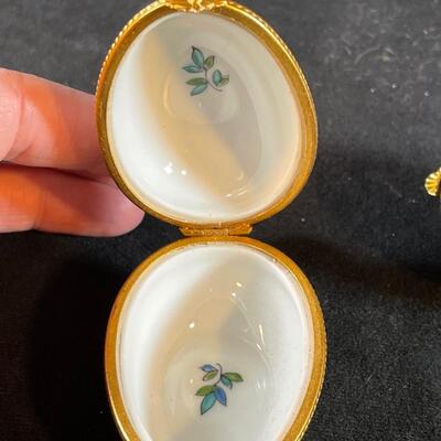 Lot 160. Two Vintage Porcelain Egg Trinket Boxes