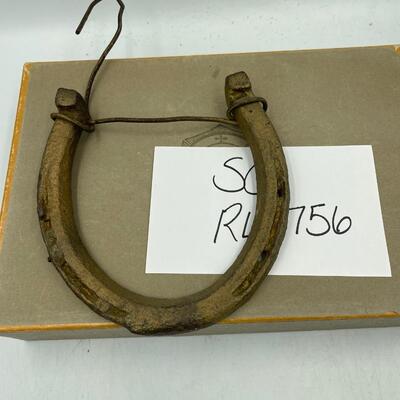 â€œLucky horseshoeâ€