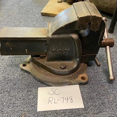 Param #3 heavy duty vise