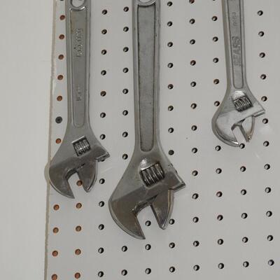 Grouping of crescent wrenches