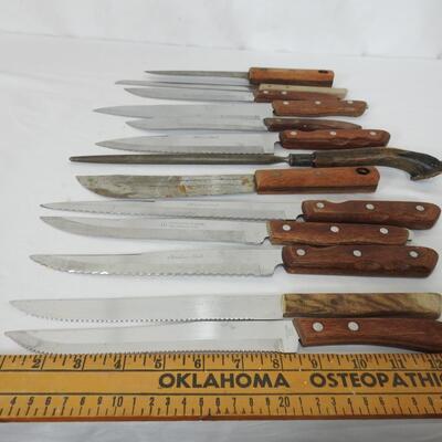 Kitchen knives with sharpener