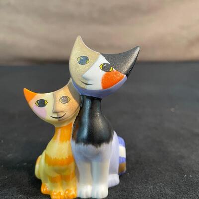 Lot 189. Cat Lot #1. Goebel Porcelain