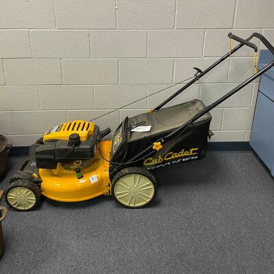 High wheel cub cadet self propelled push mower