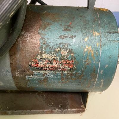 Air compressor