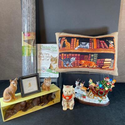Lot 198  Cat Lot #8.