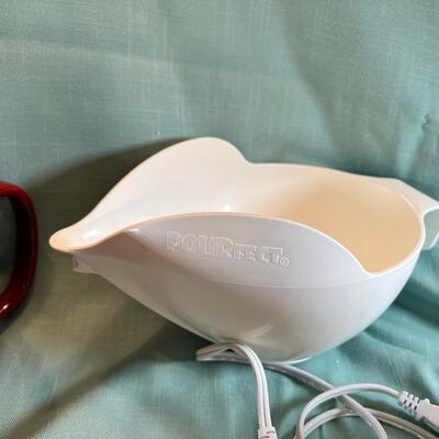 Sur la Table white ware, Gravy boats and French China