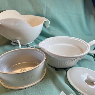 Sur la Table white ware, Gravy boats and French China