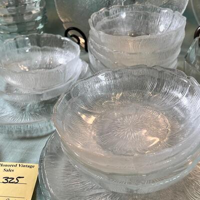 French Glass ware, Duralux, Arcoroc, set of  Pyrex bowls, leaf Serving plate