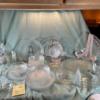 French Glass ware, Duralux, Arcoroc, set of  Pyrex bowls, leaf Serving plate