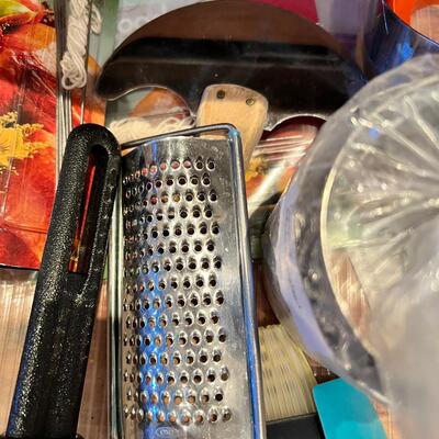 2 Drawers, silicon mini spatulas, graters, kitchen tools