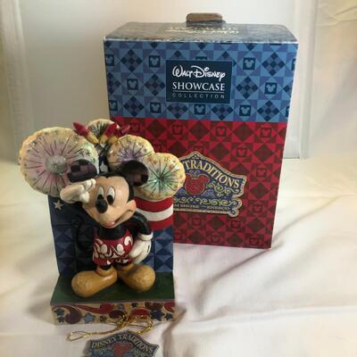 Jim Shore New in Box  Walt Disney Showcase Collection  "Mickey we Salute you"