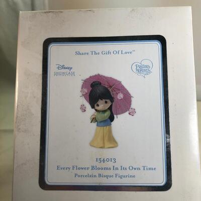 Precious Moments Disney from the movie  Mulan "Every Flower Blooms In Its Own Time" # 154013