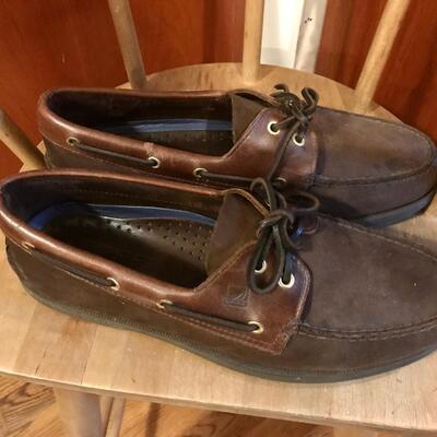 4 pair Men’s Classic All Leather Designer Shoes, size 9