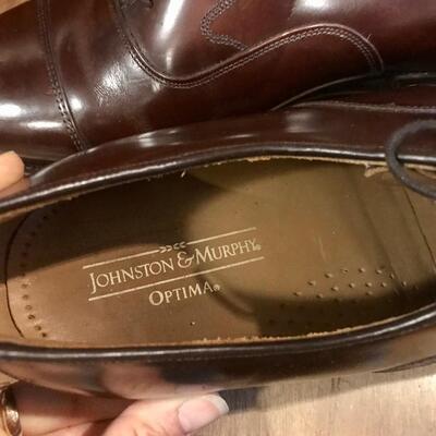 4 pair Men’s Classic All Leather Designer Shoes, size 9