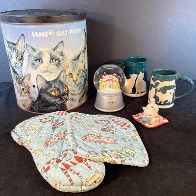Lot 197  Cat Lot #9