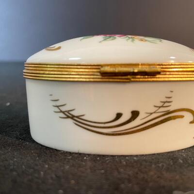 Lot 217. Three Trinket dishes