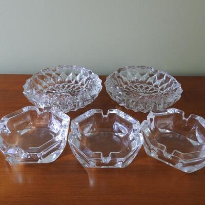 Covered candy dish and ashtrays
