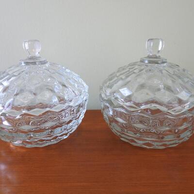 Covered candy dish and ashtrays