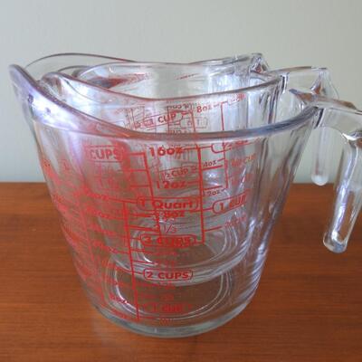 Anchor hocking measuring cups