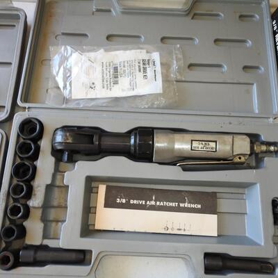 Grouping of pneumatic tools