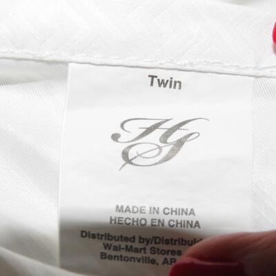 Twin sheets