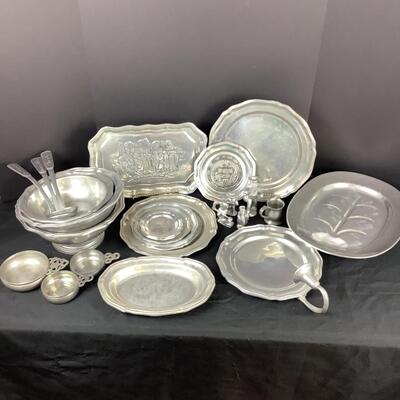 5149 Lot of Wilton Armetale Server Ware & Pewter Figures