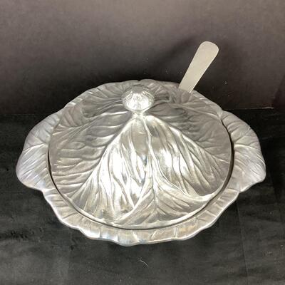 5150 Wilton Armetale Pewter Covered Lettuce Bowl w/ Ladle