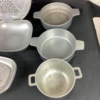 5153 Assorted Wilton Armetale & Williamsburg Pewter