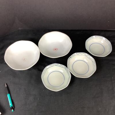 5163 Oriental Bowls