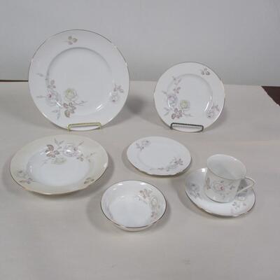 Johann Haviland Bavaria Germany Dinnerware Set