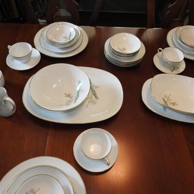 Noritaki oriental  China setting for 12