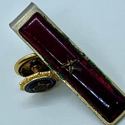 LOT 15R: Men's Collection: Cufflinks, Tie Bar & Clip