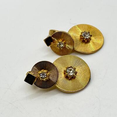 LOT 31: Vintage Goldtone Clip-On Earrings