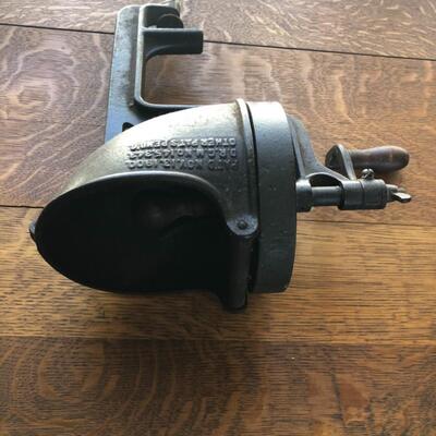 Cast Iron Universal Vegetable Slicer