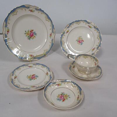 Federal Shape Syracuse China Dinner Dishes