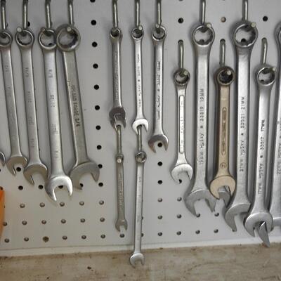 Collection of wrenches