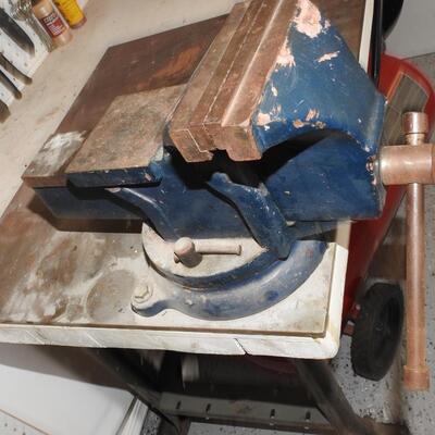 Heavy duty shop vise