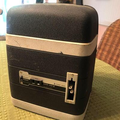 Belle Howard Lumina 12 Auto Load Vintage Film Projector