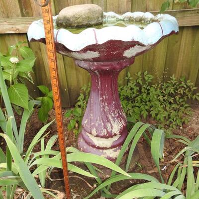 Concrete birdbath