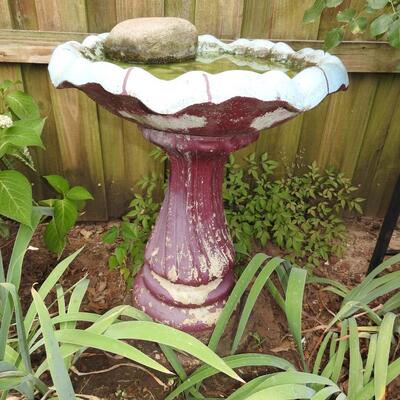 Concrete birdbath