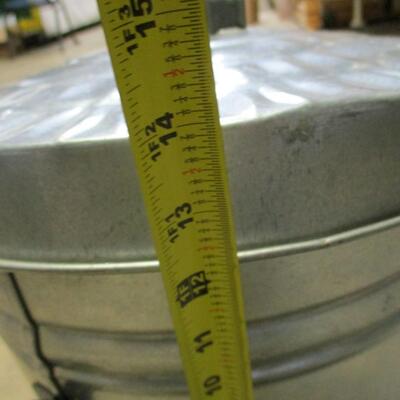 Tin Canister With Charcoal