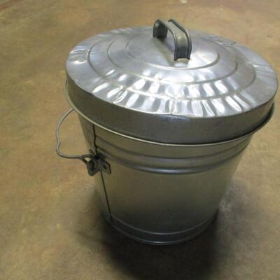 Tin Canister With Charcoal