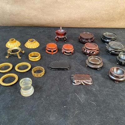 Lot 267. Assorted Stands for Small Collectibles