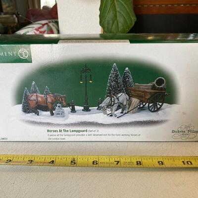 Department 56~ Horses at The Lampguard ( Set of 3)