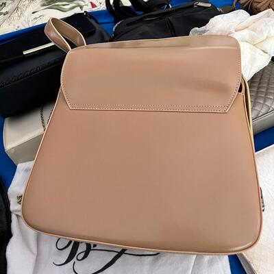 Purses, handbags and wallets